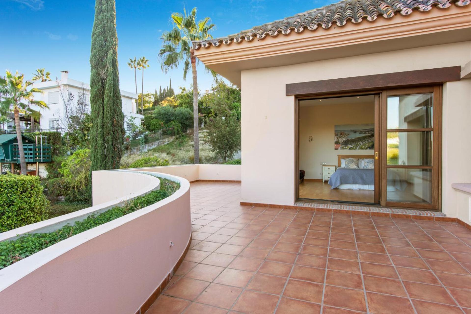Luxury Villa Robledal By Mabiente - Views Of The Sea And The Golf Course Marbella Kültér fotó