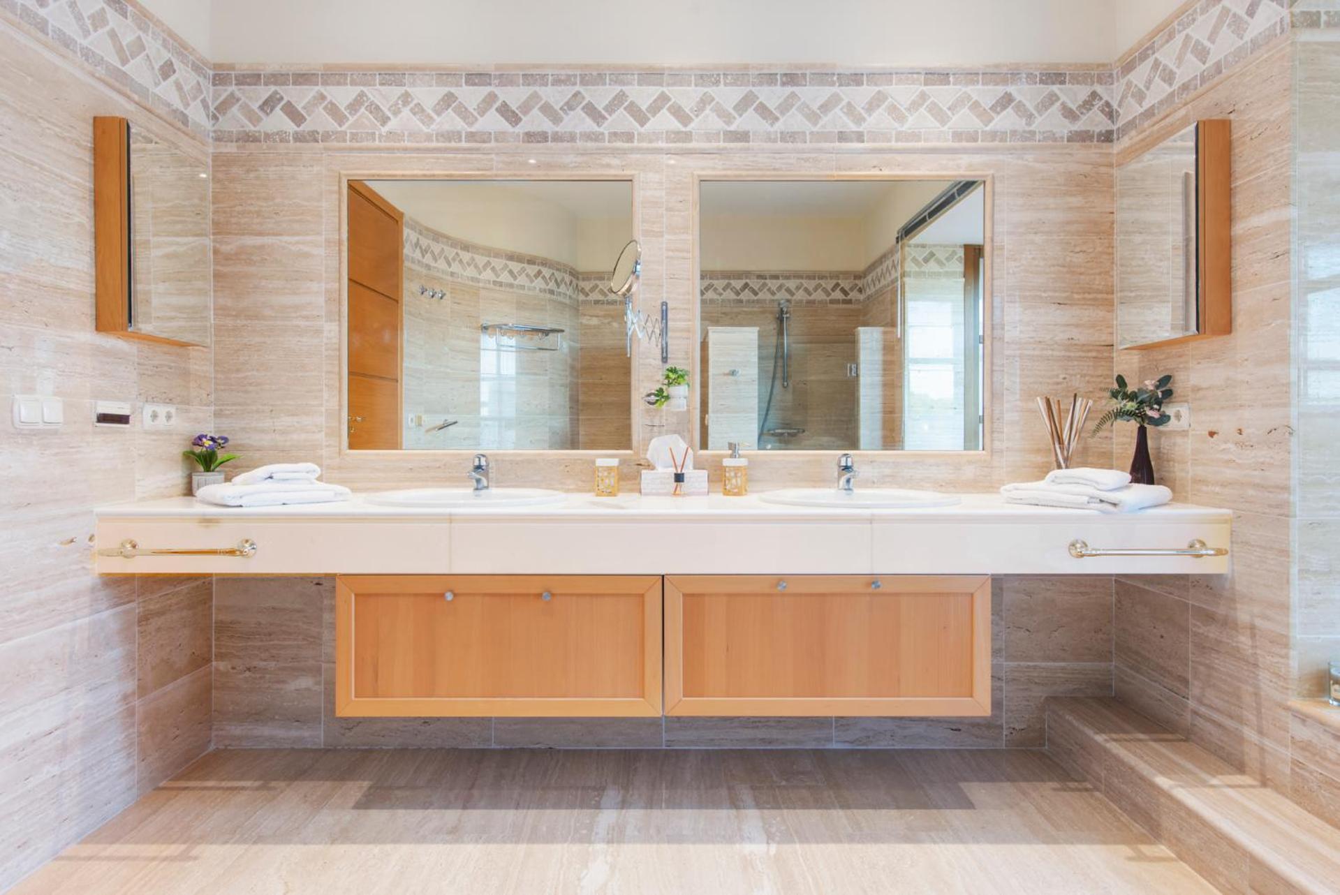 Luxury Villa Robledal By Mabiente - Views Of The Sea And The Golf Course Marbella Kültér fotó